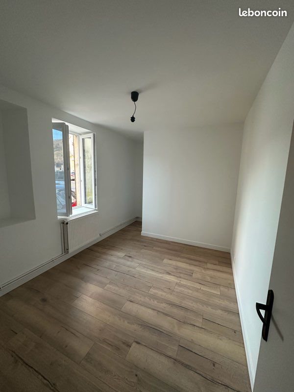 Appartement à louer, 68m², Bogny-sur-Meuse