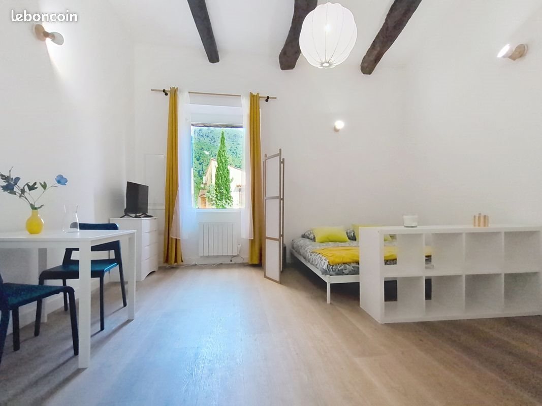 Appartement à louer, 35m², Seillans
