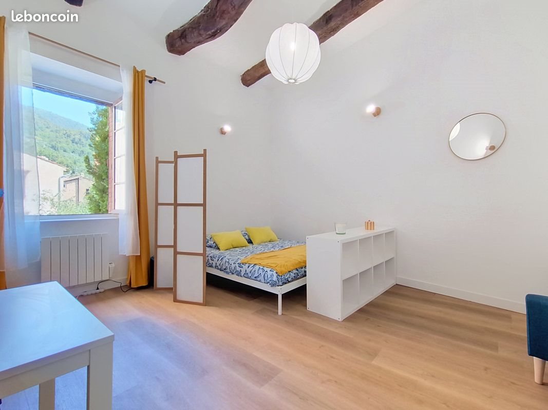 Appartement à louer, 35m², Seillans