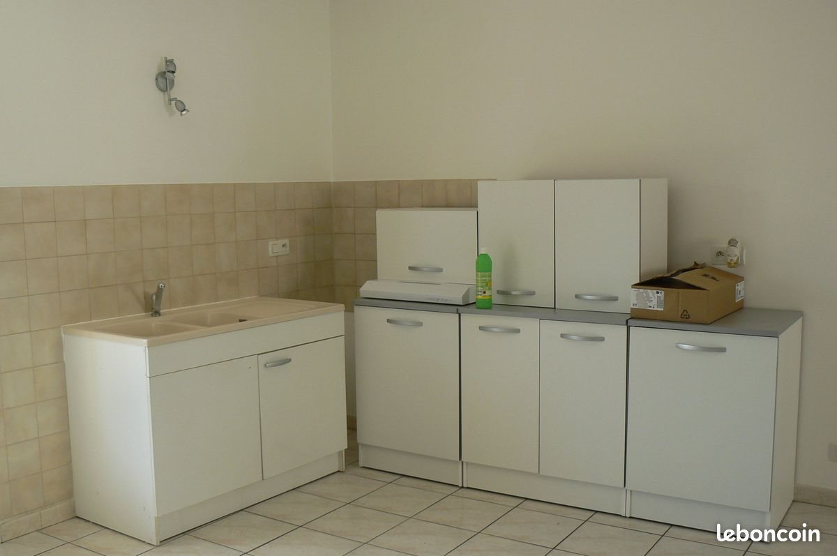 Appartement à louer, 30m², Alès
