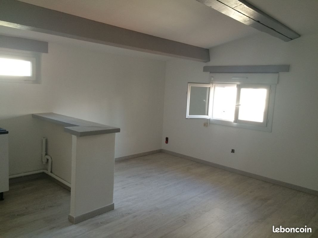 Appartement à louer, 39m², Nîmes