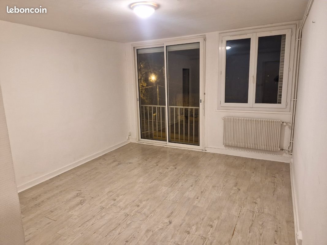 Appartement à louer, 60m², Charolles