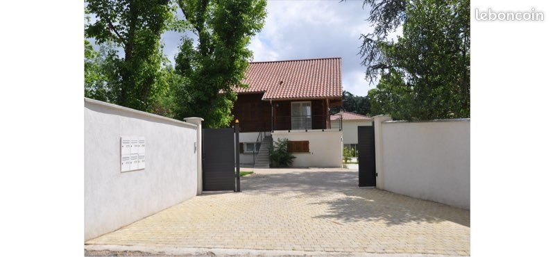 Appartement à louer, 25m², Écully