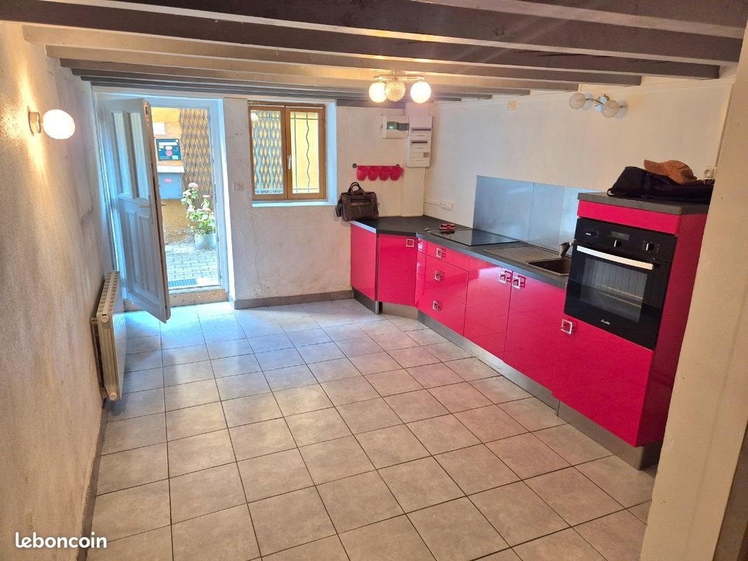 Maison à louer, 80m², Belleville