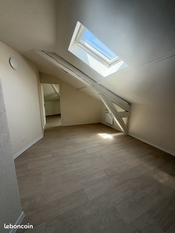 Appartement à louer, 54m², Homécourt