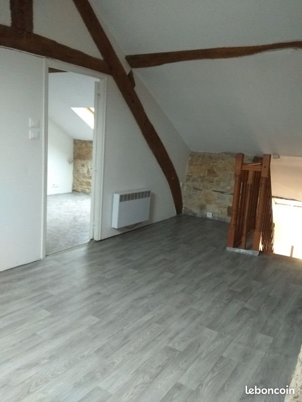 Maison à louer, 70m², Lusanger