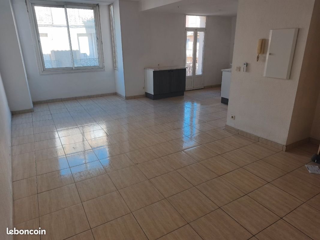 Appartement à louer, 76m², Béziers
