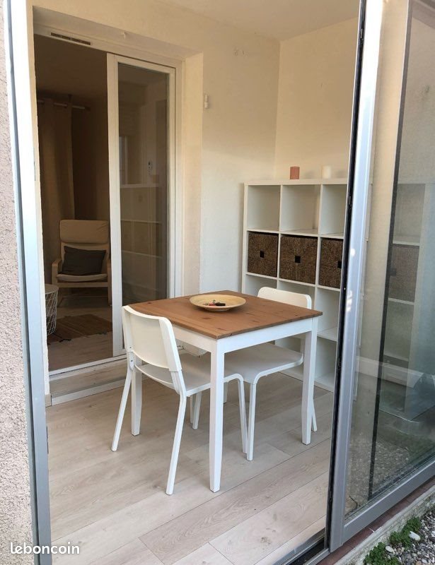Appartement à louer, 30m², Pont-Saint-Esprit