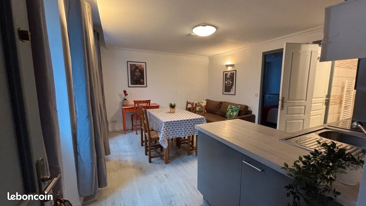 Appartement à louer, 28m², Grasse