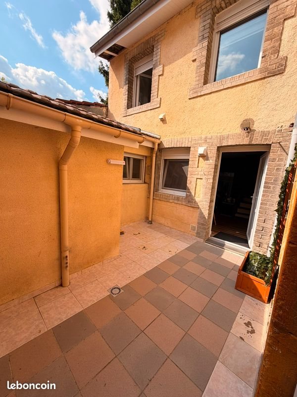 Appartement à louer, 47m², Longuyon