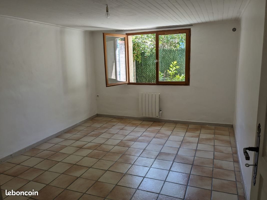 Appartement à louer, 83m², Rognes