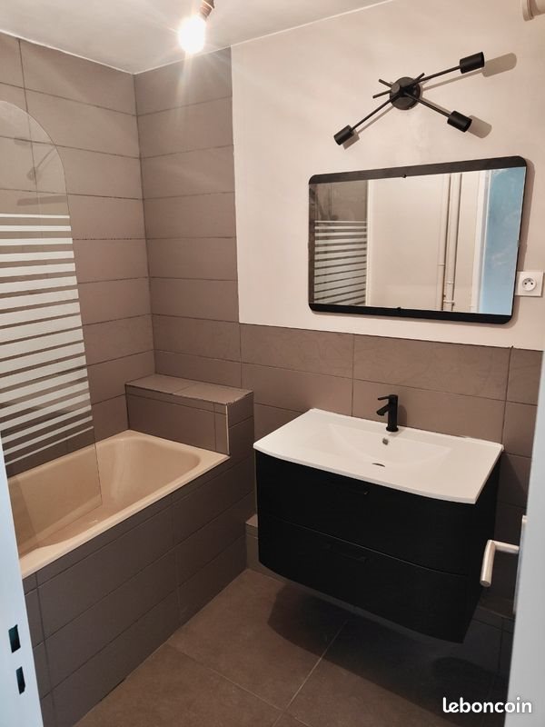 Appartement à louer, 45m², Charleville-Mézières