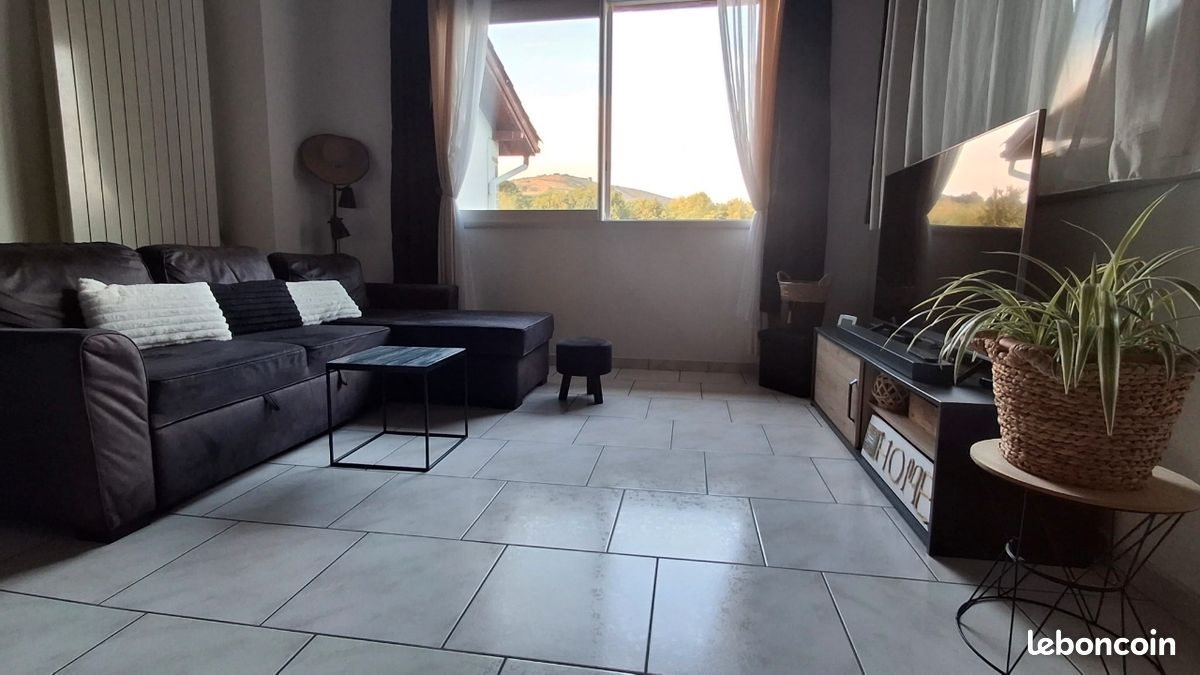 Appartement à louer, 100m², Irissarry