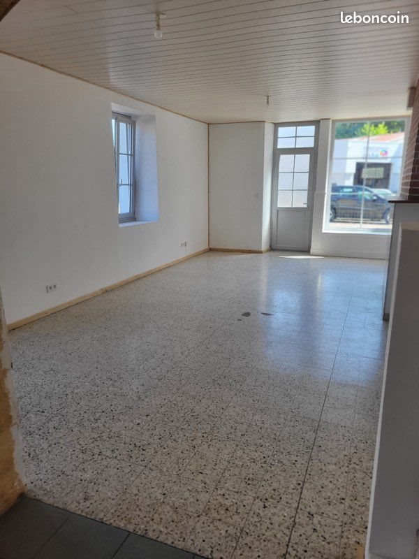 Appartement à louer, 120m², Mervans