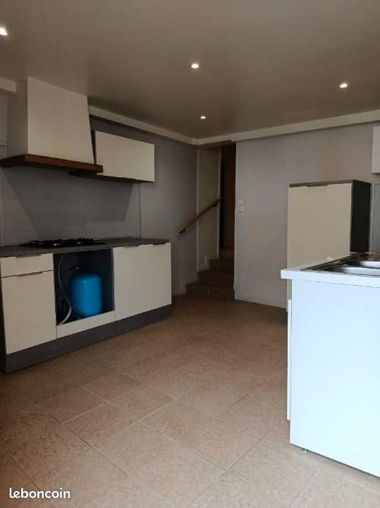 Maison à louer, 56m², Nérondes