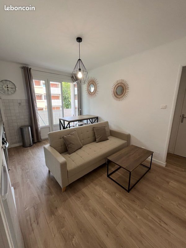 Appartement à louer, 30m², La Seyne-sur-Mer