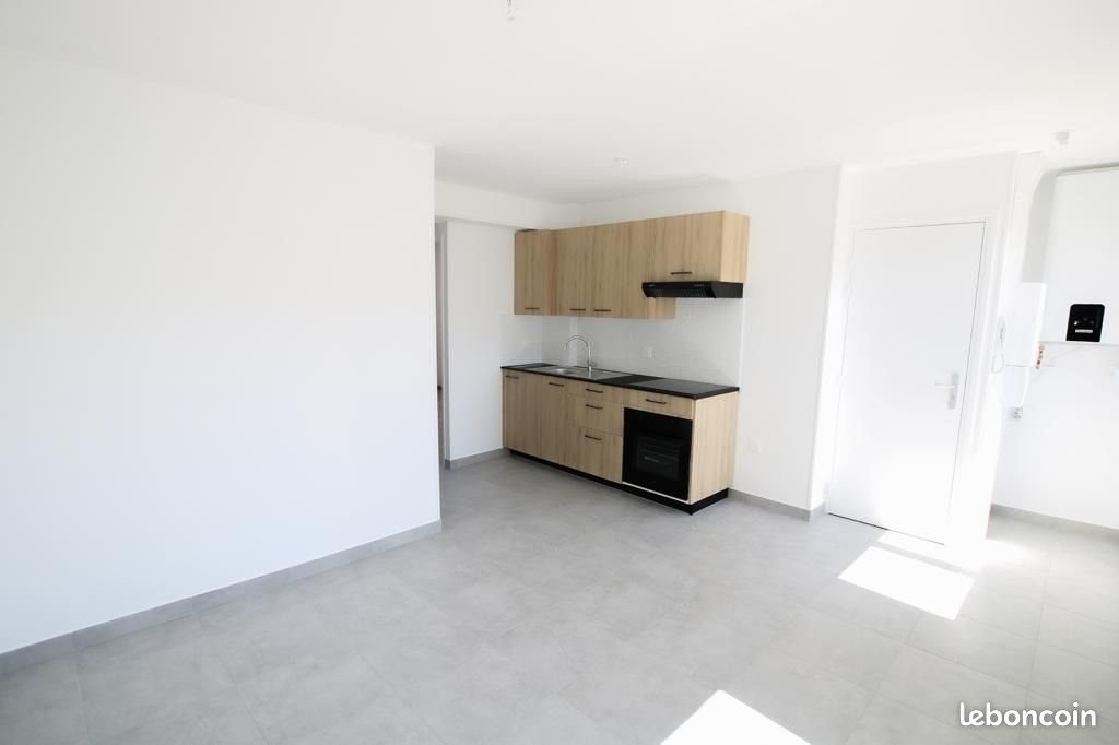 Appartement à louer, 42m², Reims