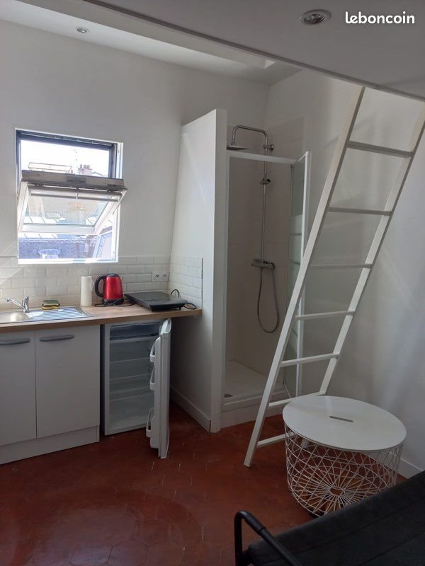 Appartement à louer, 10m², Versailles