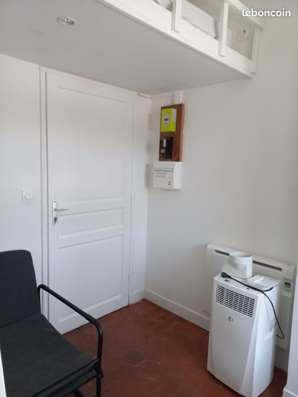 Appartement à louer, 10m², Versailles