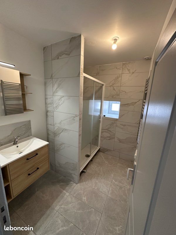 Appartement à louer, 80m², Régny