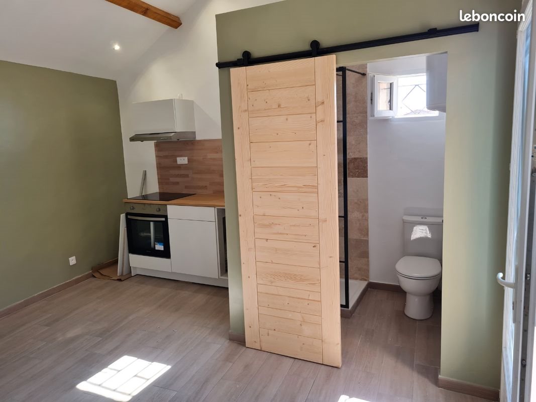 Appartement à louer, 17m², Marseille 16ème