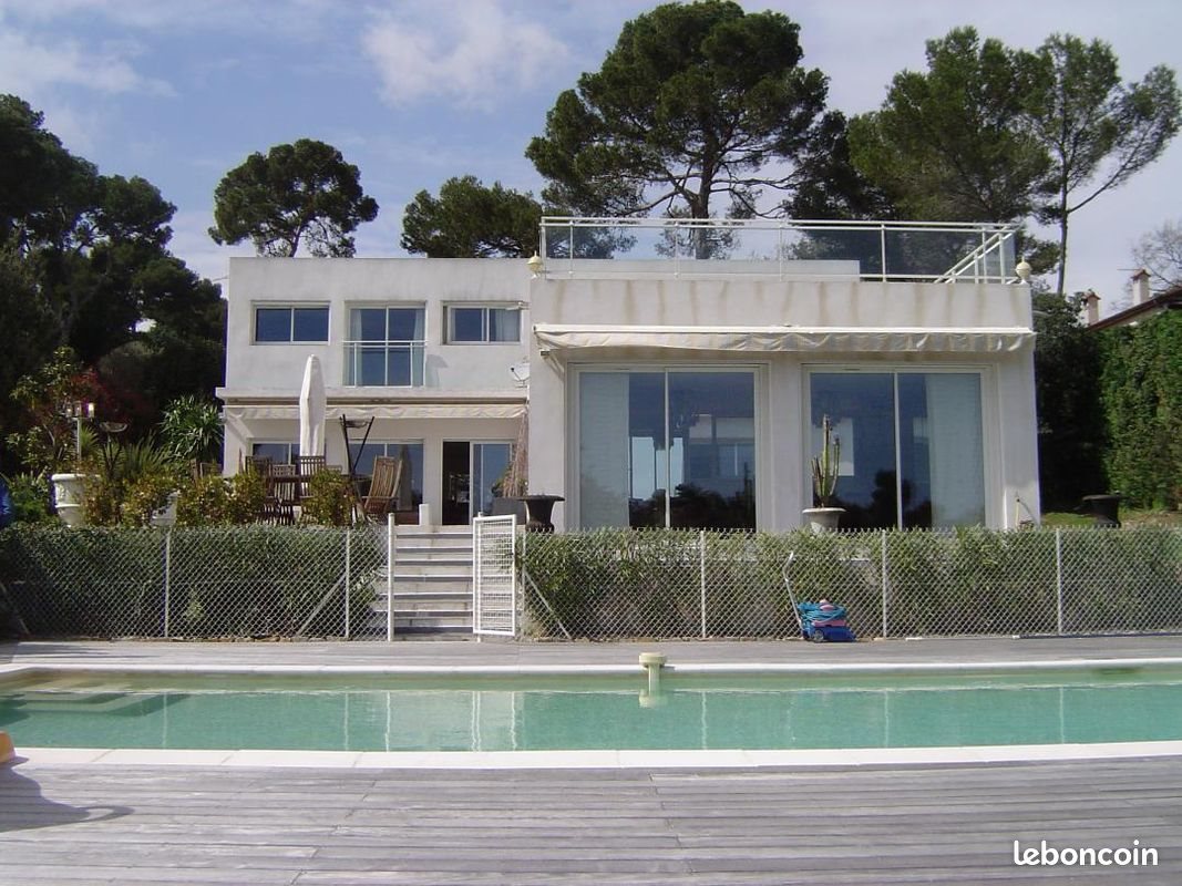 Maison à louer, 350m², Antibes