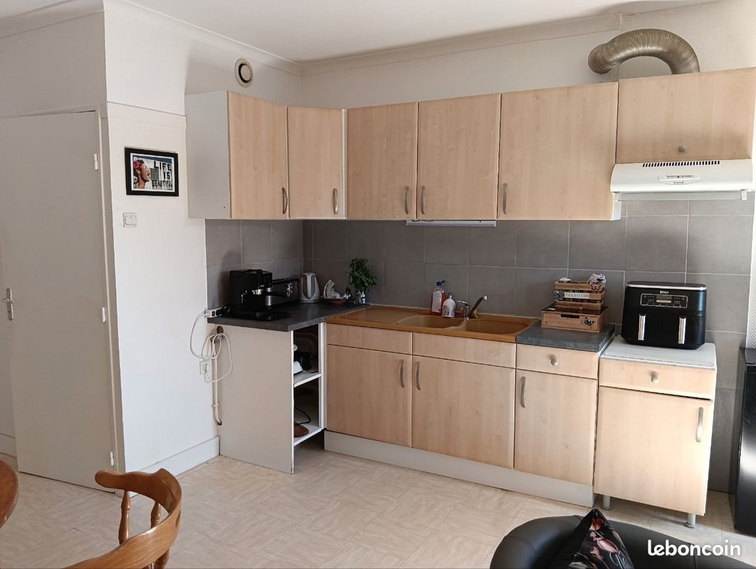 Appartement à louer, 41m², Chauffailles