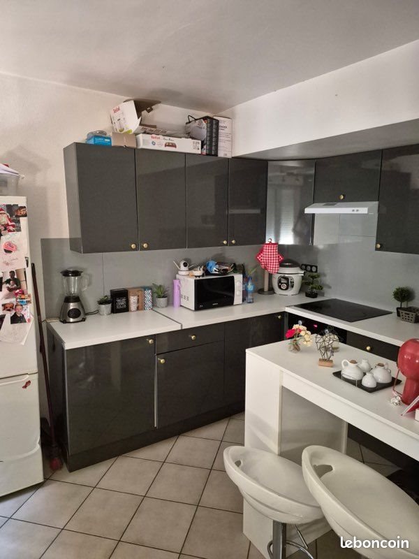 Appartement à louer, 50m², Ay