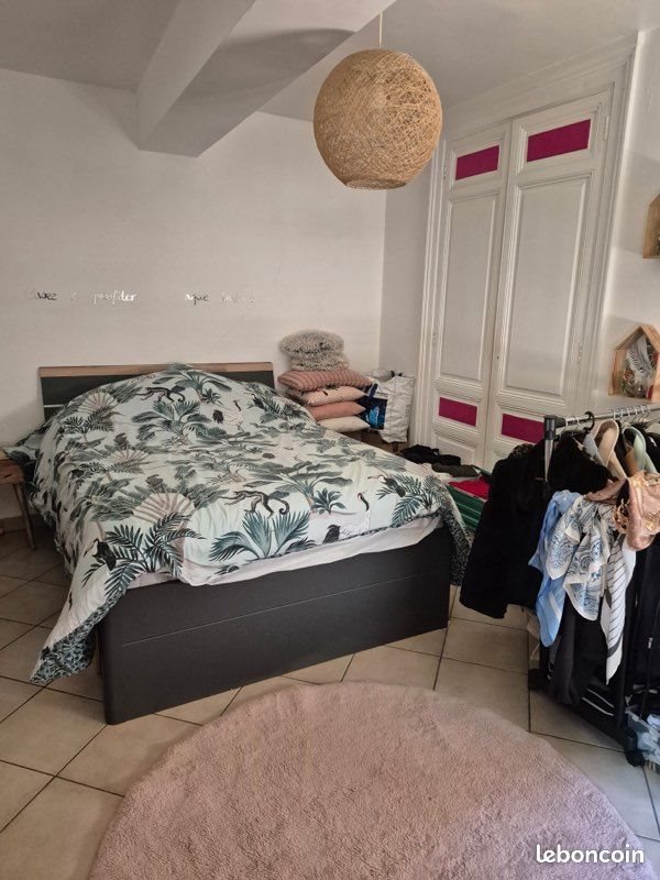 Appartement à louer, 50m², Ay