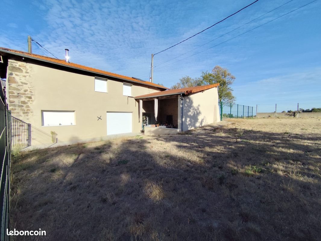 Maison à louer, 110m², Saint-Just-la-Pendue