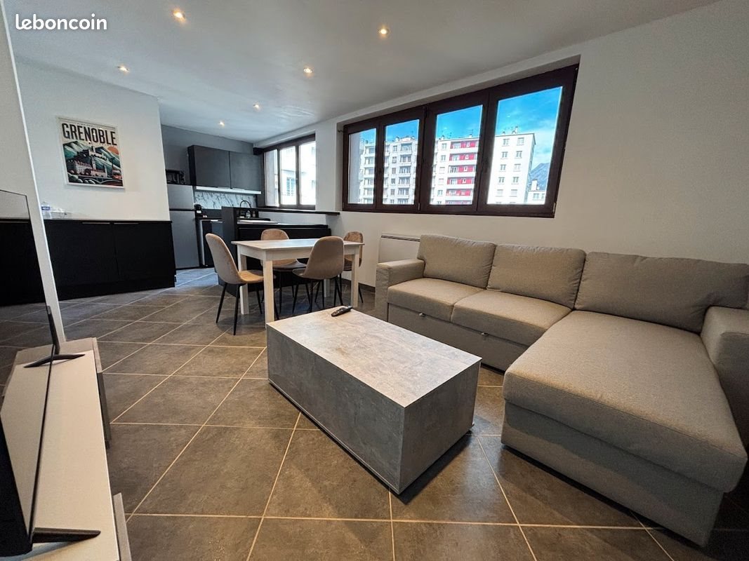 Appartement à louer, 40m², Grenoble