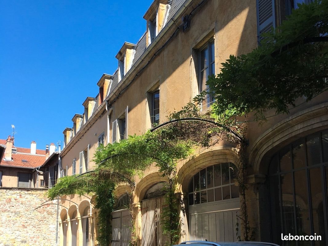 Appartement à louer, 51m², Roanne