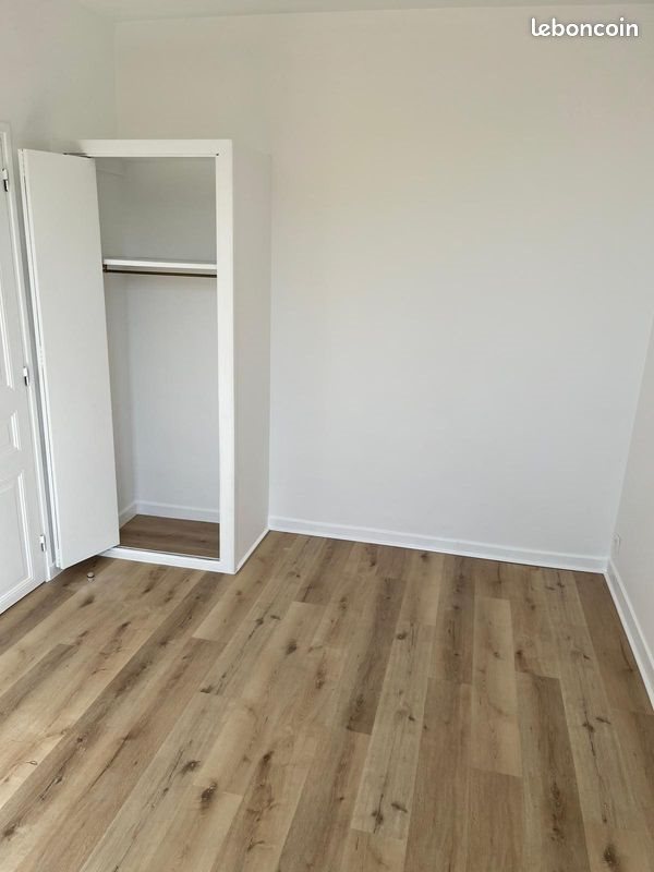 Appartement à louer, 36m², Aubenas