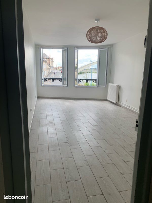 Appartement à louer, 90m², Pont-Sainte-Maxence
