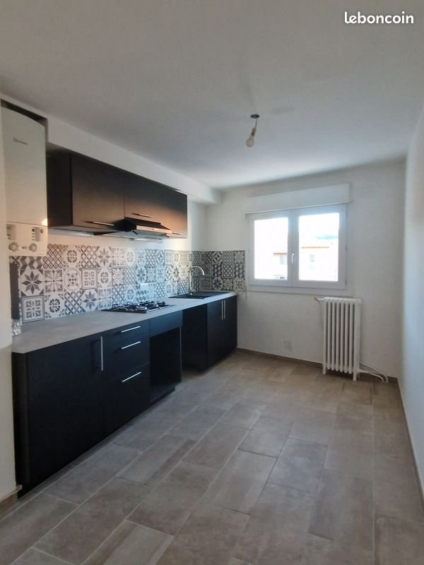 Appartement à louer, 64m², Ganges