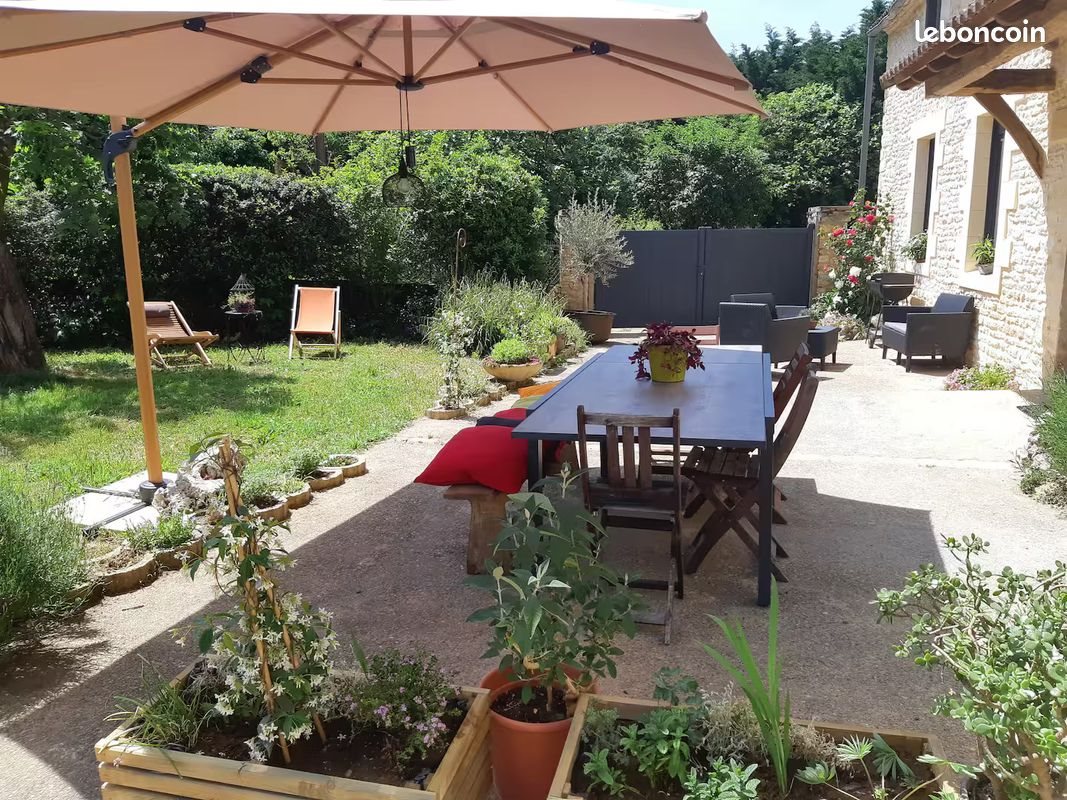 Maison à louer, 160m², Saint-Geniès