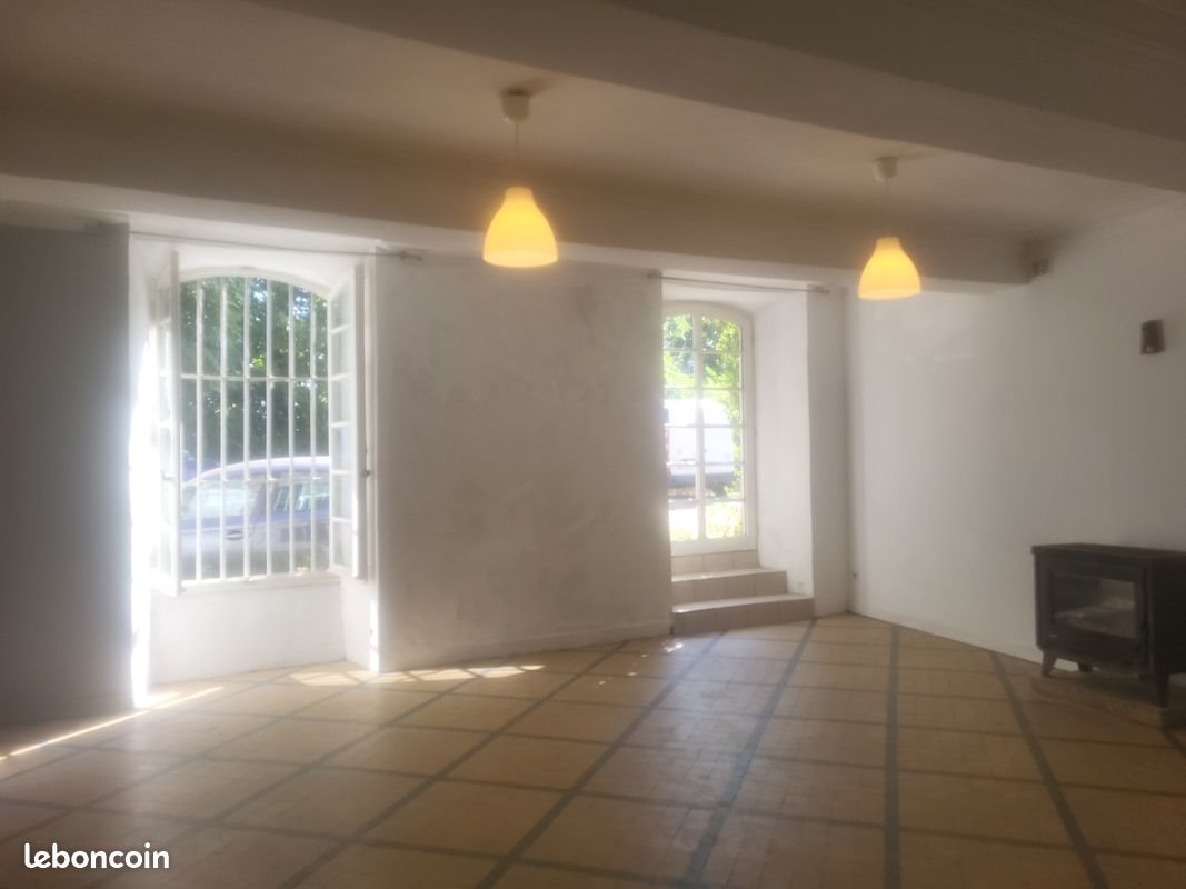 Appartement à louer, 75m², Saint-Hippolyte-du-Fort