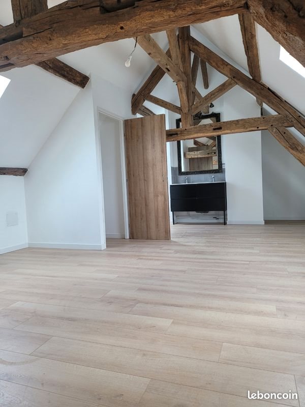 Appartement à louer, 85m², Noailles