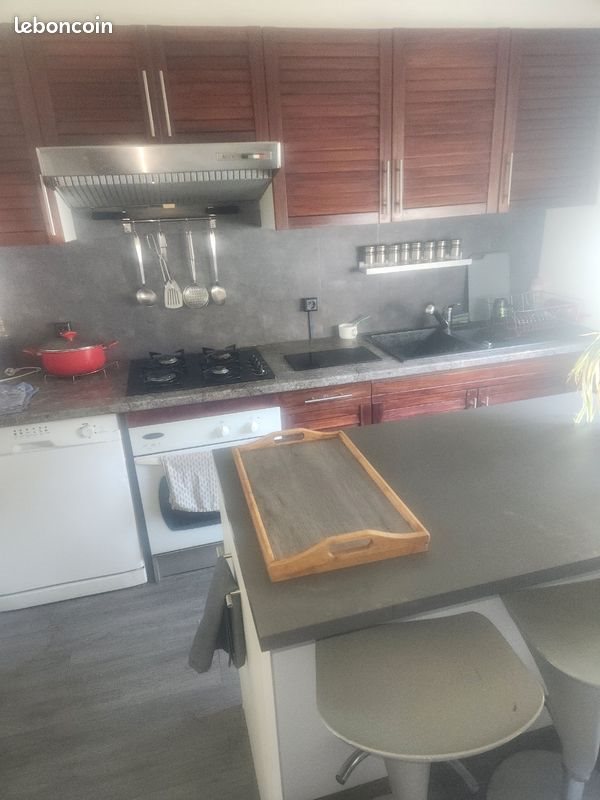 Appartement à louer, 110m², La Monnerie-le-Montel