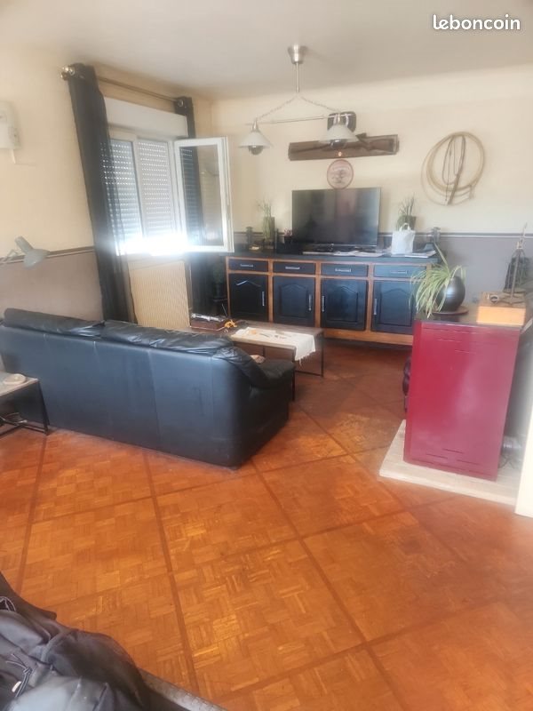 Appartement à louer, 110m², La Monnerie-le-Montel