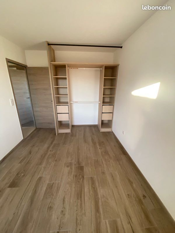 Maison à louer, 110m², Largeasse