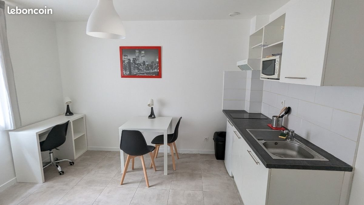 Appartement à louer, 23m², Saint-Etienne
