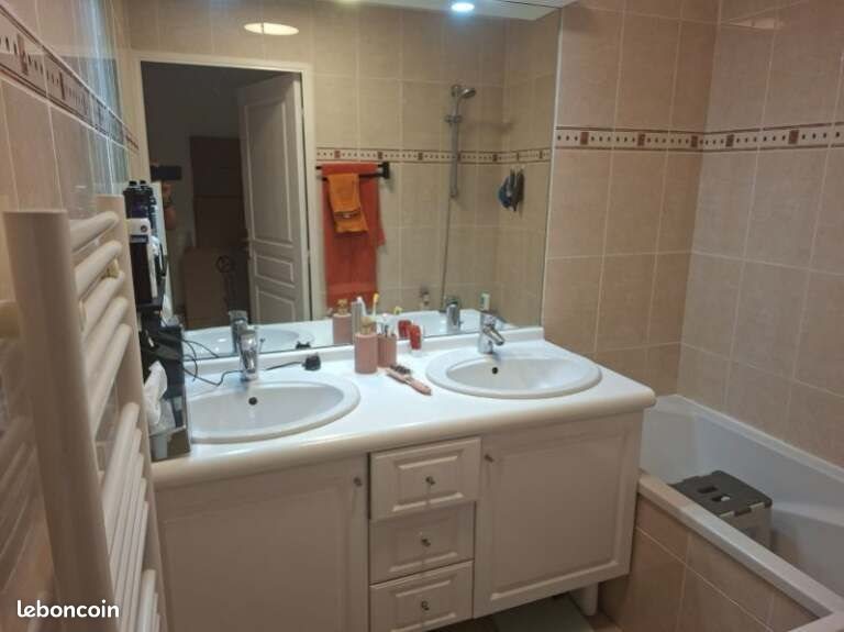 Appartement à louer, 75m², Saint-Laurent-du-Var