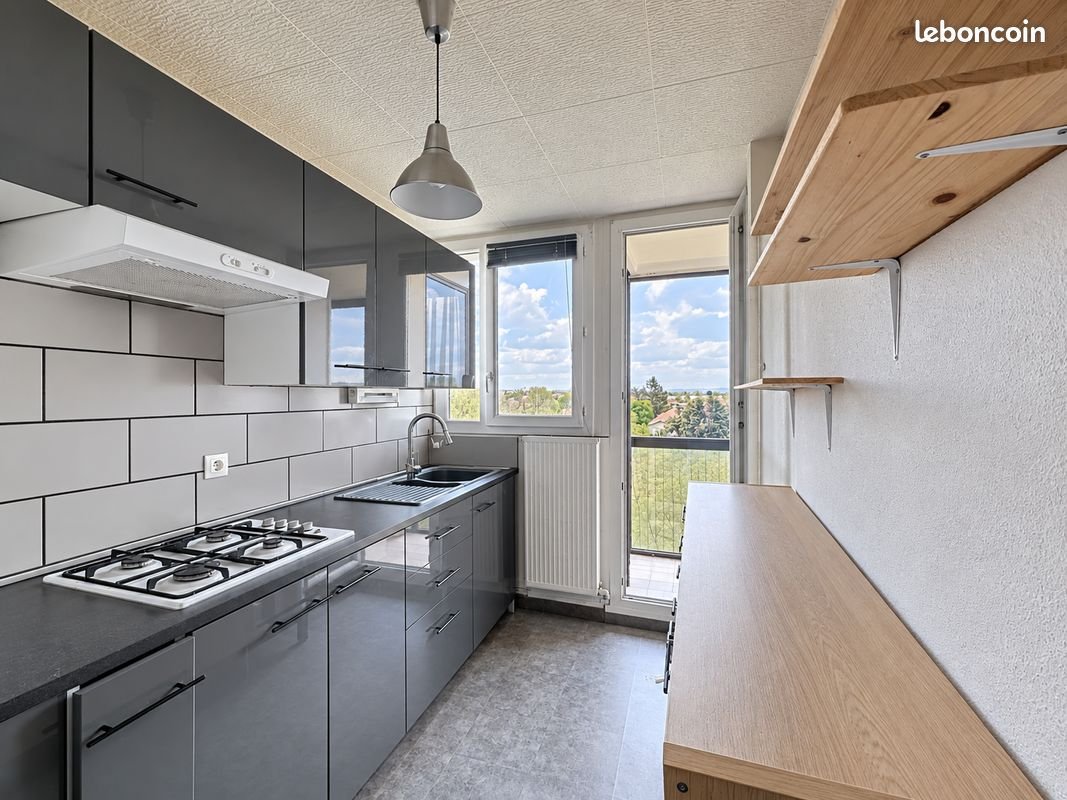 Appartement à louer, 66m², Corbas