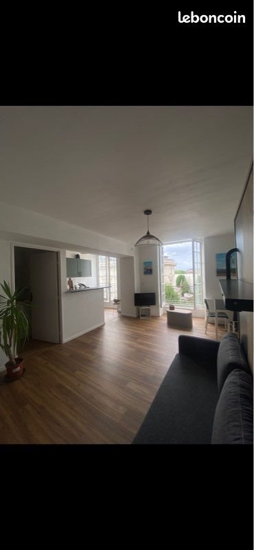 Appartement à louer, 28m², Pau
