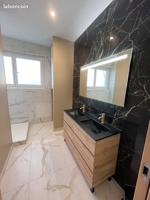Appartement à louer, 84m², Talence