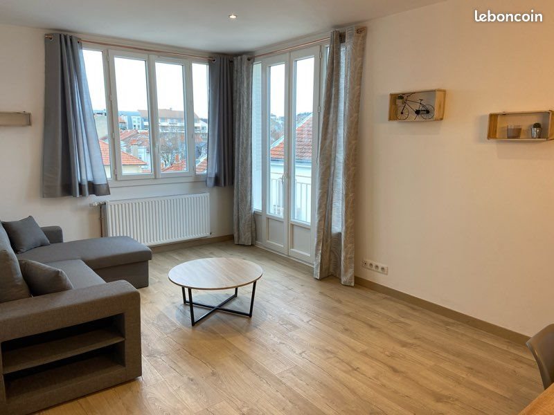 Appartement à louer, 45m², Vichy