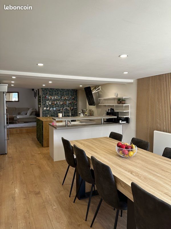 Appartement à vendre, 131m², La Cluse-et-Mijoux