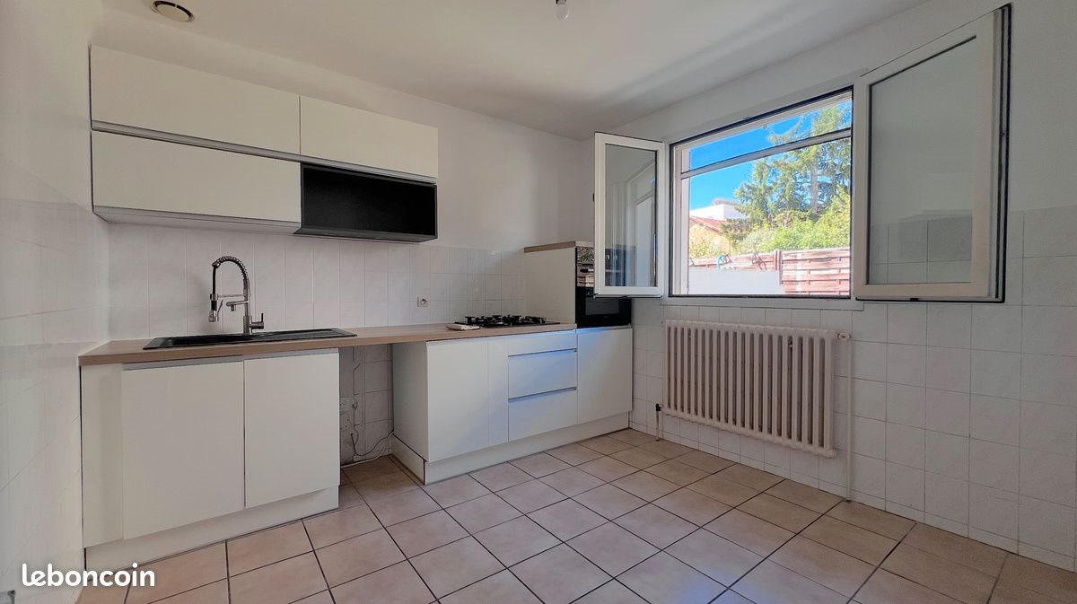 Appartement à vendre, 73m², Décines-Charpieu