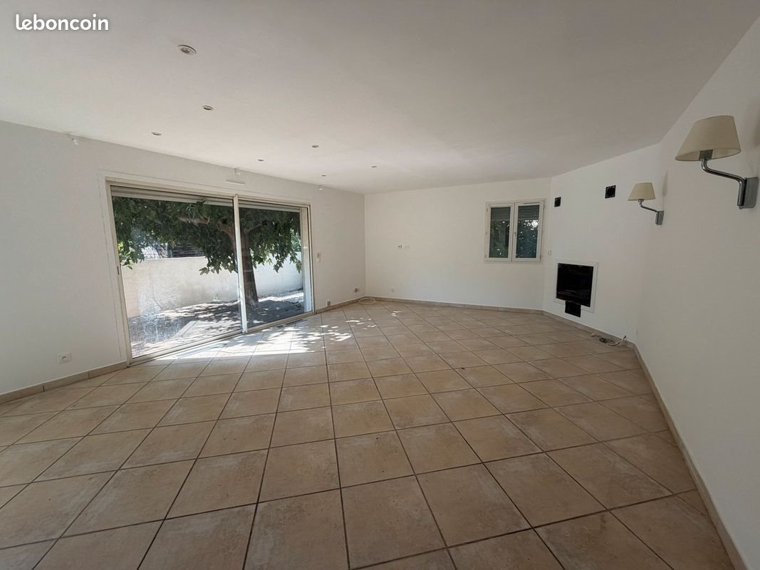 Maison à louer, 135m², Bandol